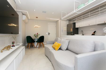 Apartamento à venda com 64m², 2 quartos e 1 vaga Apartamento à venda com 64m², 2 quartos e 1 vagaSala