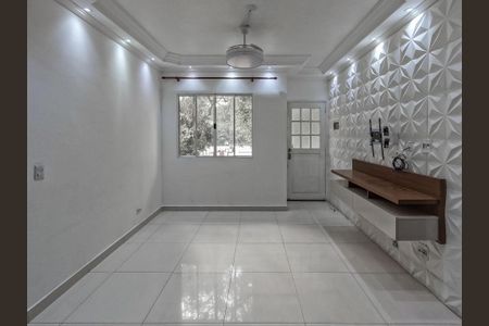 Casa de Condomínio para alugar com 2 quartos, 121m² em Jardim Jaragua, São Paulo