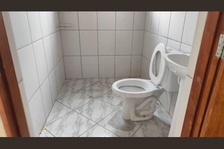 Banheiro de casa para alugar com 1 quarto, 45m² em Vila Militar, Barueri