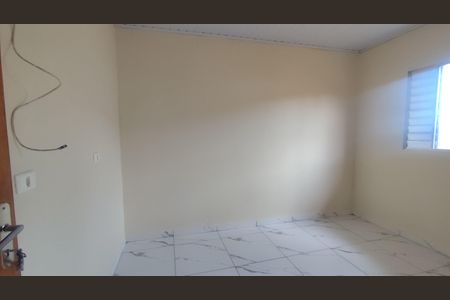 Quarto de casa para alugar com 1 quarto, 45m² em Vila Militar, Barueri
