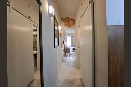 Corredor  de apartamento à venda com 1 quarto, 35m² em Centro, Rio de Janeiro