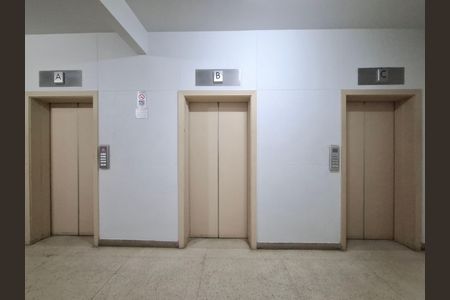 Corredor de apartamento para alugar com 1 quarto, 35m² em Centro, Rio de Janeiro