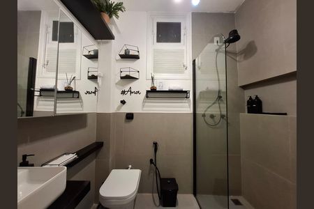Apartamento para alugar com 35m², 1 quarto e sem vaga Apartamento para alugar com 35m², 1 quarto e sem vagaBanheiro