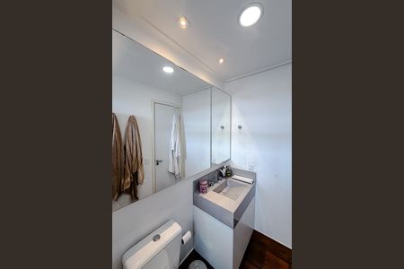 Apartamento à venda com 64m², 1 quarto e 2 vagas Apartamento à venda com 64m², 1 quarto e 2 vagasBanheiro da Suíte