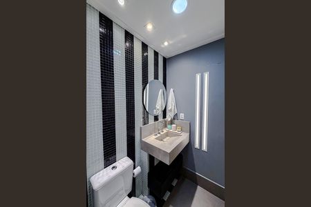 Apartamento à venda com 64m², 1 quarto e 2 vagas Apartamento à venda com 64m², 1 quarto e 2 vagasBanheiro