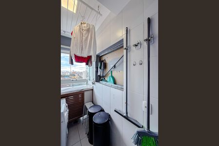 Apartamento à venda com 64m², 1 quarto e 2 vagas Apartamento à venda com 64m², 1 quarto e 2 vagasÁrea de Serviço