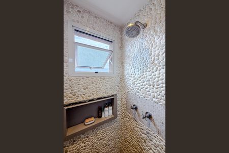 Apartamento à venda com 64m², 1 quarto e 2 vagas Apartamento à venda com 64m², 1 quarto e 2 vagasBanheiro da Suíte