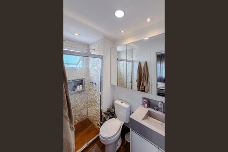 Apartamento à venda com 64m², 1 quarto e 2 vagas Apartamento à venda com 64m², 1 quarto e 2 vagasBanheiro da Suíte