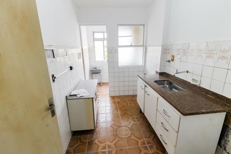 Apartamento para alugar com 56m², 2 quartos e 1 vaga Apartamento para alugar com 56m², 2 quartos e 1 vagaCozinha - Armários
