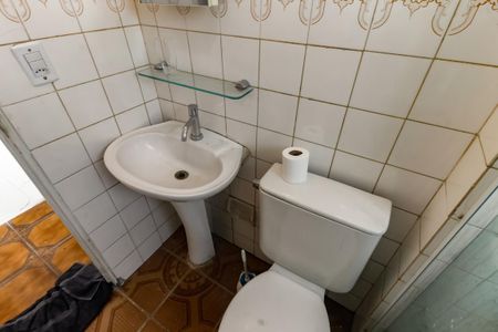 Apartamento para alugar com 56m², 2 quartos e 1 vaga Apartamento para alugar com 56m², 2 quartos e 1 vagaBanheiro