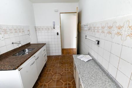 Apartamento para alugar com 56m², 2 quartos e 1 vaga Apartamento para alugar com 56m², 2 quartos e 1 vagaCozinha - Armários