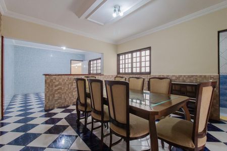 Casa para alugar com 247m², 3 quartos e 4 vagasSala de jantar