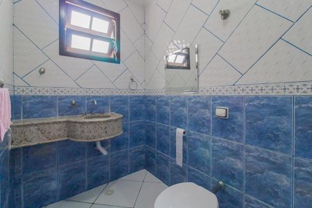 Casa para alugar com 247m², 3 quartos e 4 vagasBanheiro 3