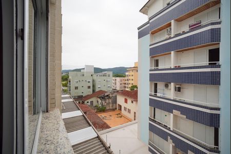 Vista da Suíte de apartamento para alugar com 2 quartos, 80m² em Trindade, Florianópolis