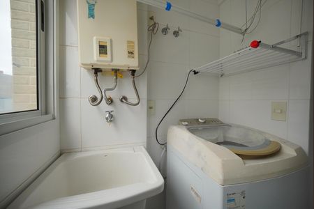 Apartamento para alugar com 80m², 2 quartos e 1 vagaÁrea de Serviço