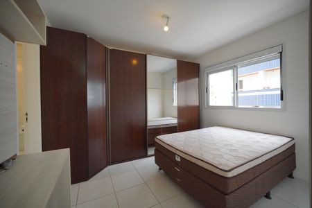 Suíte de apartamento para alugar com 2 quartos, 80m² em Trindade, Florianópolis