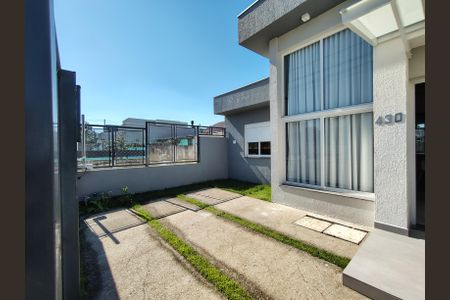 Casa para alugar com 100m², 2 quartos e 1 vaga Casa para alugar com 100m², 2 quartos e 1 vagaGaragem