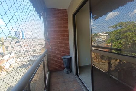 Varanda de apartamento para alugar com 2 quartos, 101m² em Vila Oito de Maio, Duque de Caxias