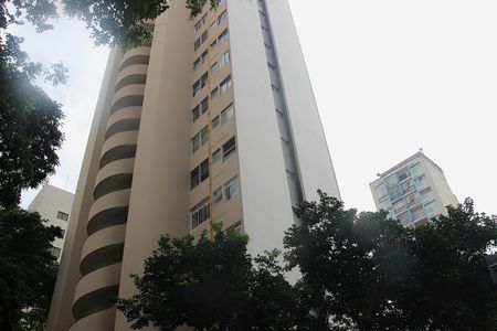 Apartamento para alugar com 75m², 2 quartos e 1 vagaFachada