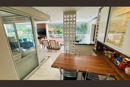 Apartamento à venda com 162m², 3 quartos e 3 vagasCozinha