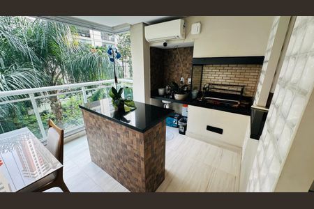 Apartamento à venda com 162m², 3 quartos e 3 vagasVaranda