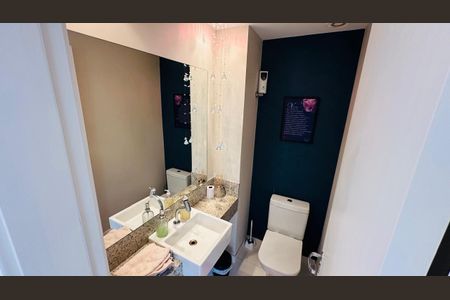 Apartamento à venda com 162m², 3 quartos e 3 vagasBanheiro