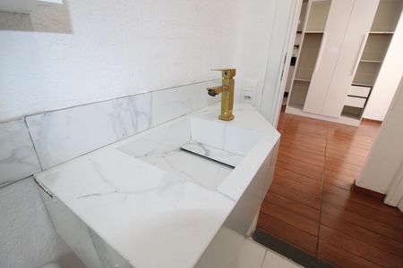 Apartamento para alugar com 42m², 2 quartos e 1 vagaBanheiro
