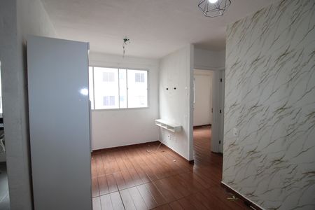 Apartamento para alugar com 42m², 2 quartos e 1 vagaSala / Cozinha