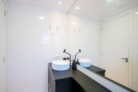 Apartamento para alugar com 58m², 2 quartos e 1 vagaBanheiro