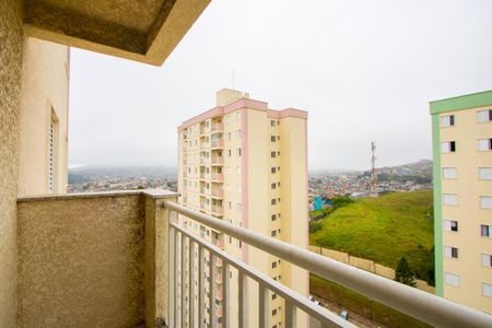 Varanda da sala de apartamento para alugar com 2 quartos, 58m² em Vila Falchi, Mauá