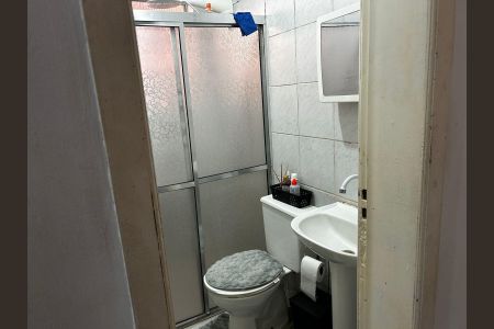 Banheiro de apartamento à venda com 2 quartos, 77m² em Centro, São Leopoldo