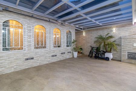 Garagem de casa à venda com 3 quartos, 175m² em Jardim Santa Clara, Guarulhos