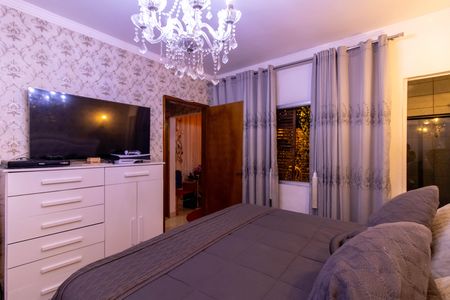 Casa à venda com 175m², 3 quartos e 3 vagasSuíte