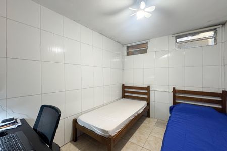 Casa à venda com 120m², 3 quartos e 2 vagasQuarto 3