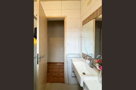 Casa à venda com 120m², 3 quartos e 2 vagasBanheiro Social