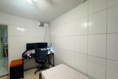 Casa à venda com 120m², 3 quartos e 2 vagasQuarto 3