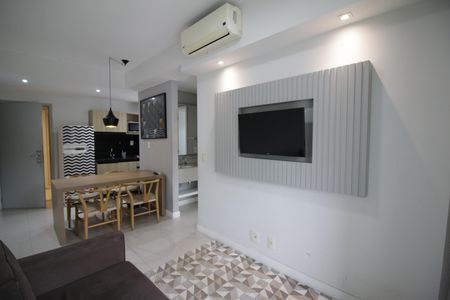 Sala de apartamento à venda com 1 quarto, 36m² em Jacarepaguá, Rio de Janeiro