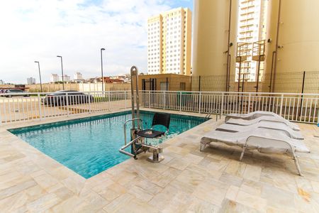 Apartamento para alugar com 32m², 2 quartos e sem vaga Apartamento para alugar com 32m², 2 quartos e sem vagaÁrea comum - Piscina