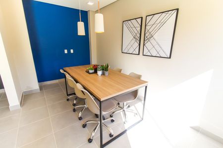 Apartamento para alugar com 32m², 2 quartos e sem vaga Apartamento para alugar com 32m², 2 quartos e sem vagaCoworking