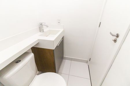 Apartamento para alugar com 32m², 2 quartos e sem vaga Apartamento para alugar com 32m², 2 quartos e sem vagaBanheiro