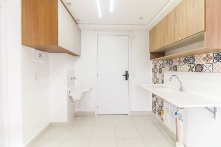 Apartamento para alugar com 32m², 2 quartos e sem vaga Apartamento para alugar com 32m², 2 quartos e sem vagaSala/Cozinha