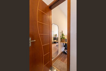 Casa para alugar com 87m², 2 quartos e 2 vagas Casa para alugar com 87m², 2 quartos e 2 vagasBanheiro Social