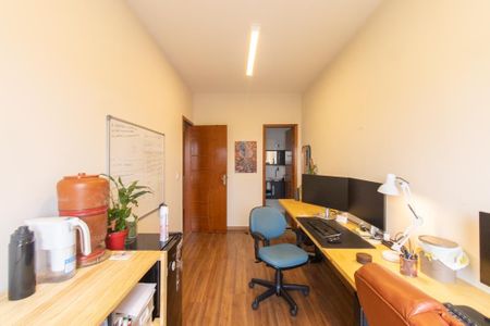 Casa para alugar com 87m², 2 quartos e 2 vagas Casa para alugar com 87m², 2 quartos e 2 vagasQuarto 2