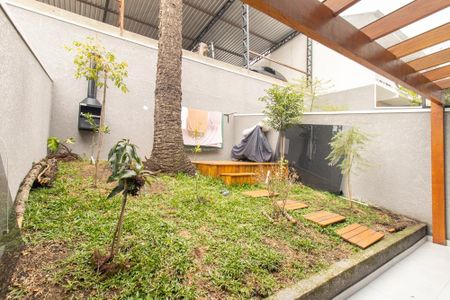 Casa para alugar com 87m², 2 quartos e 2 vagas Casa para alugar com 87m², 2 quartos e 2 vagasQuintal