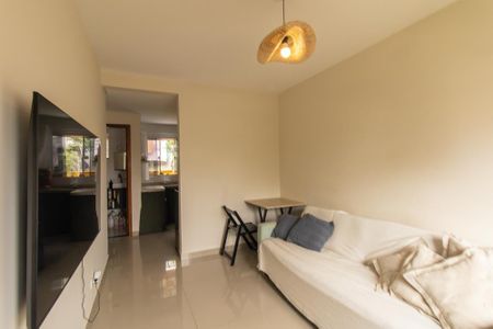 Casa para alugar com 87m², 2 quartos e 2 vagas Casa para alugar com 87m², 2 quartos e 2 vagasSala