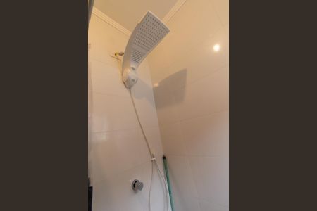 Casa para alugar com 87m², 2 quartos e 2 vagas Casa para alugar com 87m², 2 quartos e 2 vagasBanheiro Social
