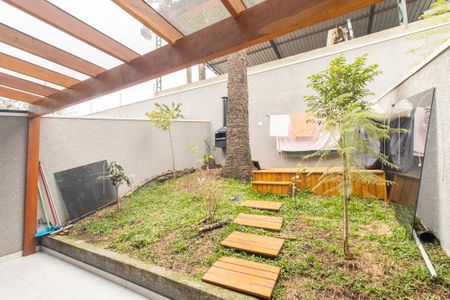 Casa para alugar com 87m², 2 quartos e 2 vagas Casa para alugar com 87m², 2 quartos e 2 vagasQuintal