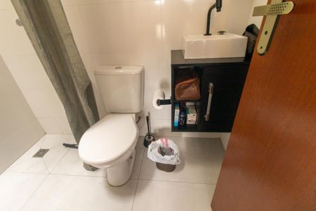 Casa para alugar com 87m², 2 quartos e 2 vagas Casa para alugar com 87m², 2 quartos e 2 vagasBanheiro da Suite