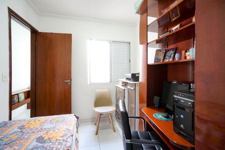 Casa para alugar com 100m², 3 quartos e 2 vagasQuarto 02