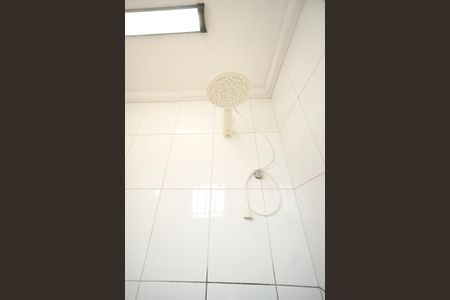 Casa para alugar com 100m², 3 quartos e 2 vagasChuveiro